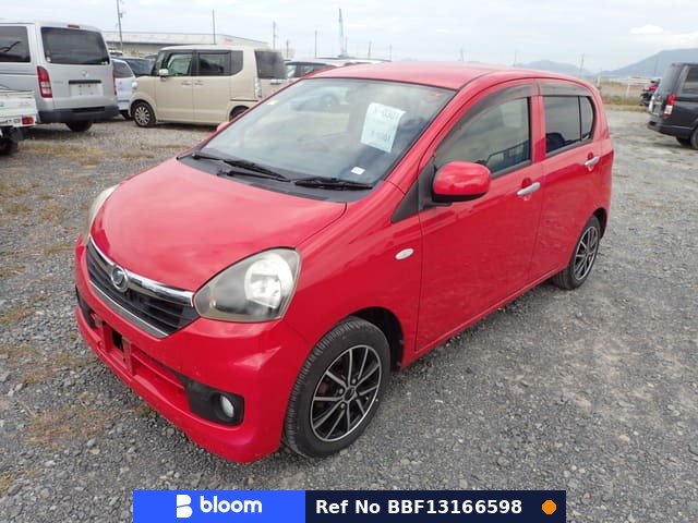2014 Daihatsu Mira ES