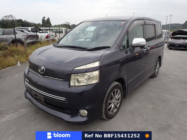 2008 Toyota Voxy