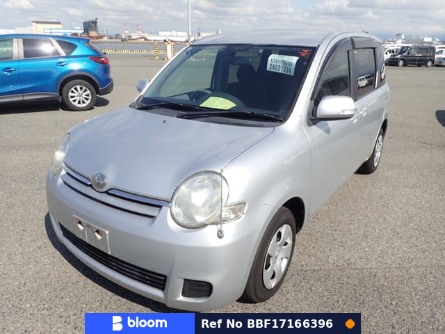 2010 Toyota Sienta