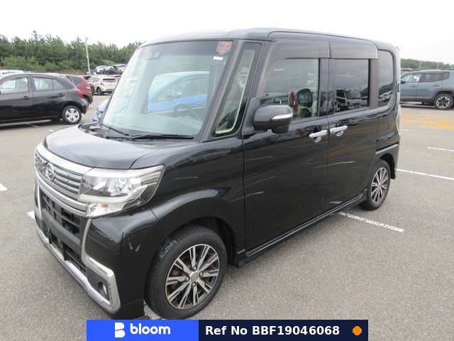 2017 Daihatsu Tanto