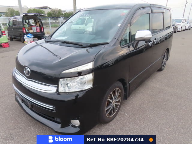 2009 Toyota Voxy