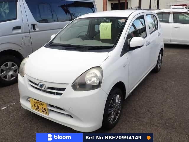 2012 Daihatsu Mira ES