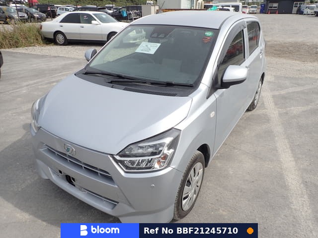 2017 Daihatsu Mira ES