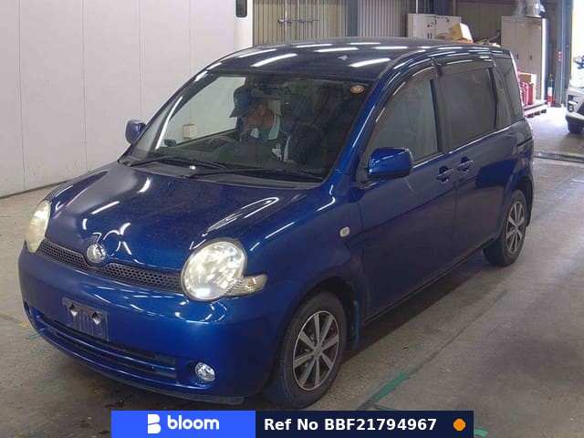 2005 Toyota Sienta