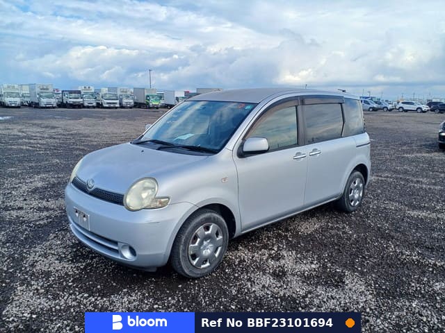 2005 Toyota Sienta