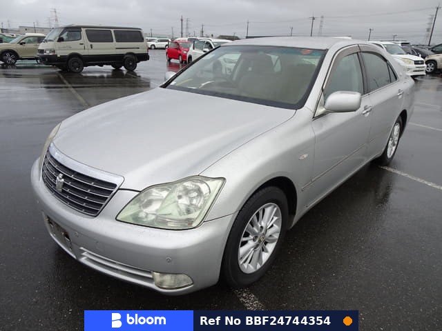 2004 Toyota Crown