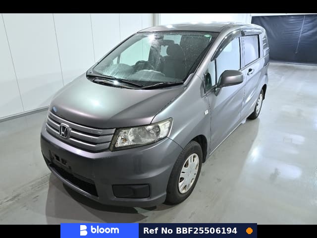 2011 Honda Freed Spike