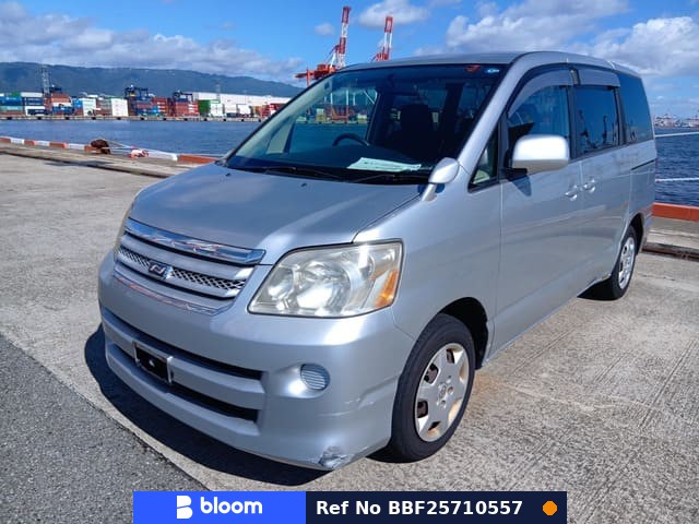 2007 Toyota Noah