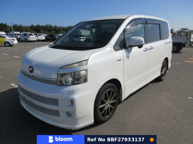 2009 Toyota Voxy