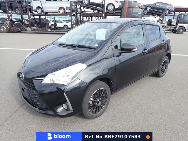 2017 Toyota Vitz