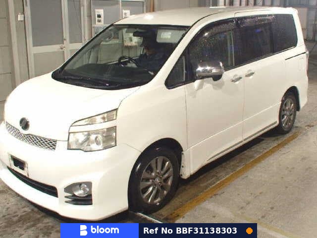 2011 Toyota Voxy