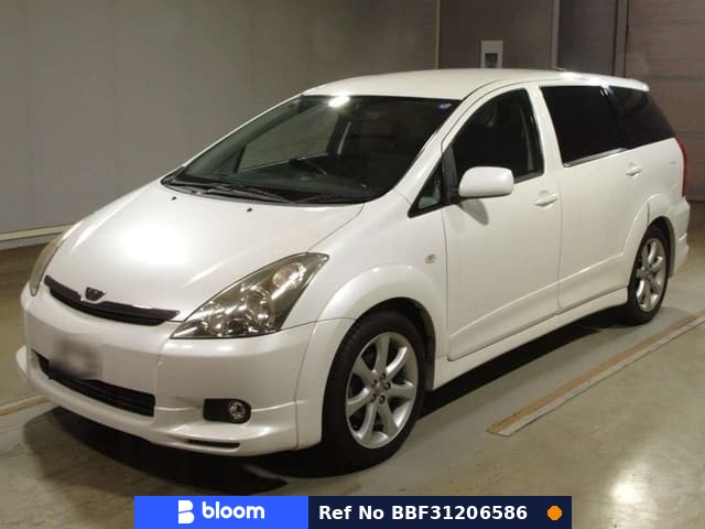 2004 Toyota Wish
