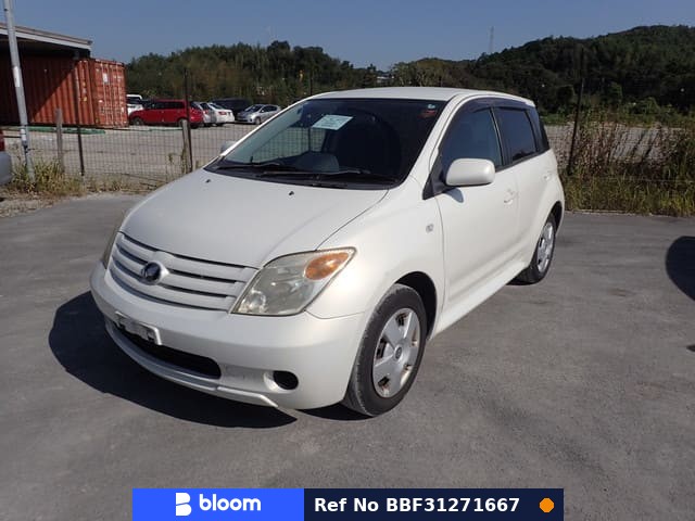 2005 Toyota IST