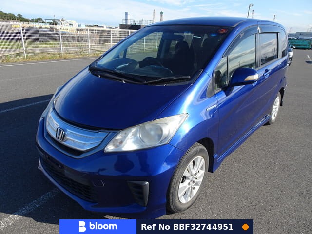 2013 Honda Freed Hybrid