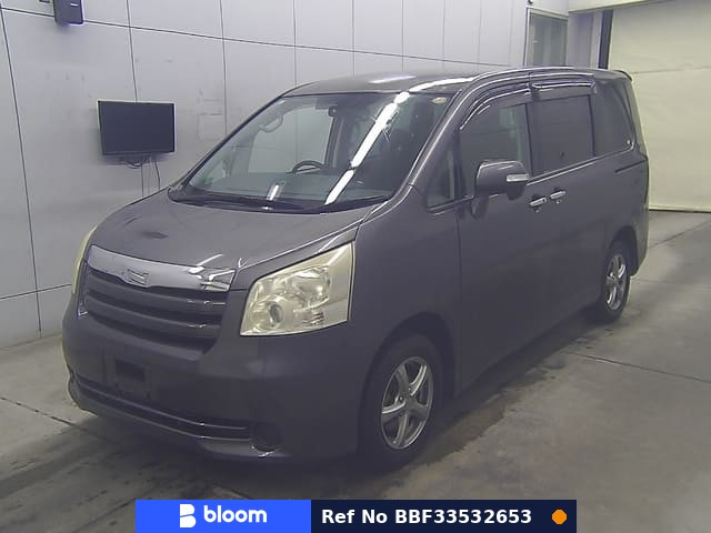 2009 Toyota Noah
