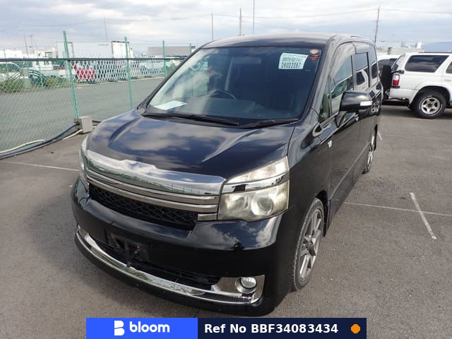 2012 Toyota Voxy