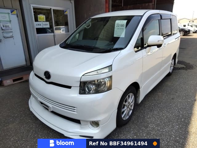 2007 Toyota Voxy