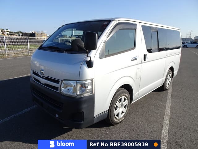 2013 Toyota Regiusace VAN