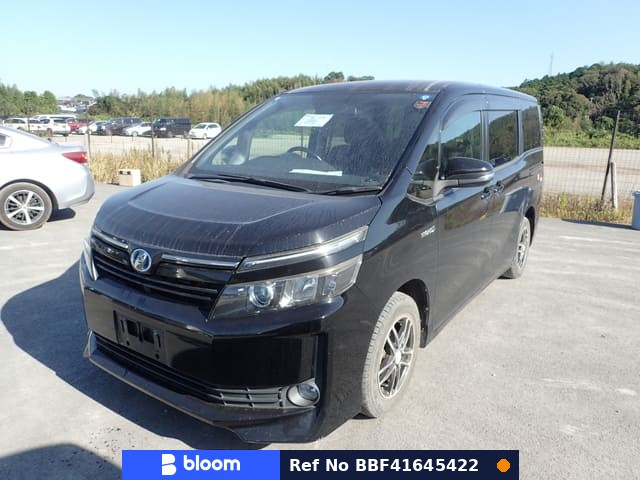 2015 Toyota Voxy Hybrid