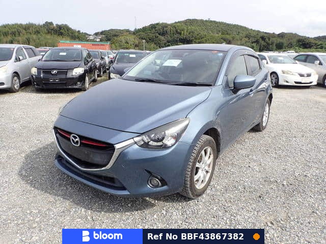 2016 Mazda Demio
