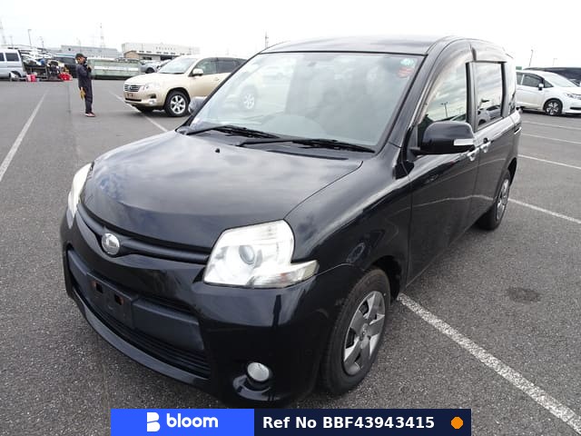2013 Toyota Sienta
