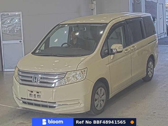 2014 Honda Step WGN