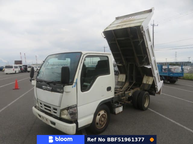2005 Isuzu ELF Truck