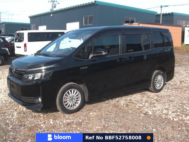2014 Toyota Voxy Hybrid