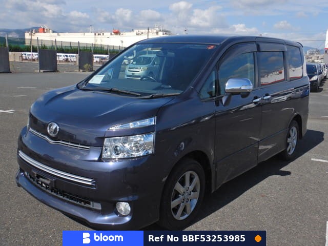 2009 Toyota Voxy