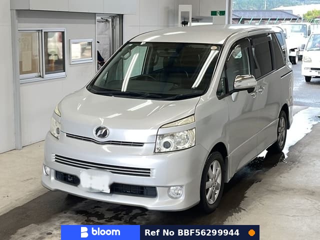 2008 Toyota Voxy