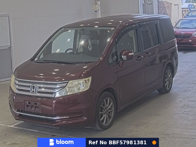 2014 Honda Step WGN