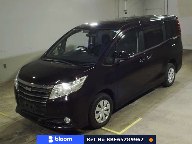 2016 Toyota Noah
