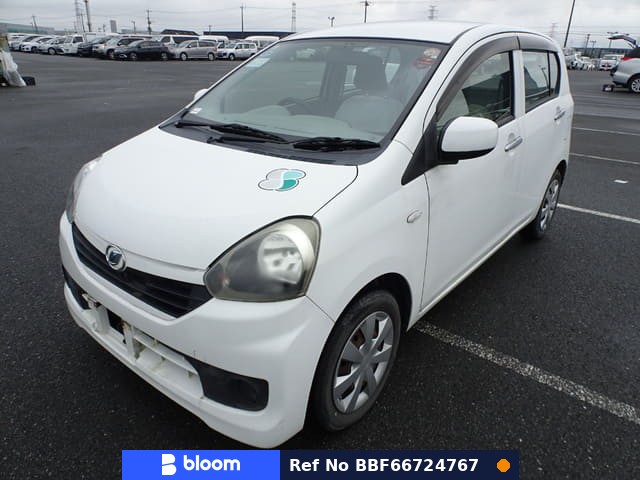 2013 Daihatsu Mira ES