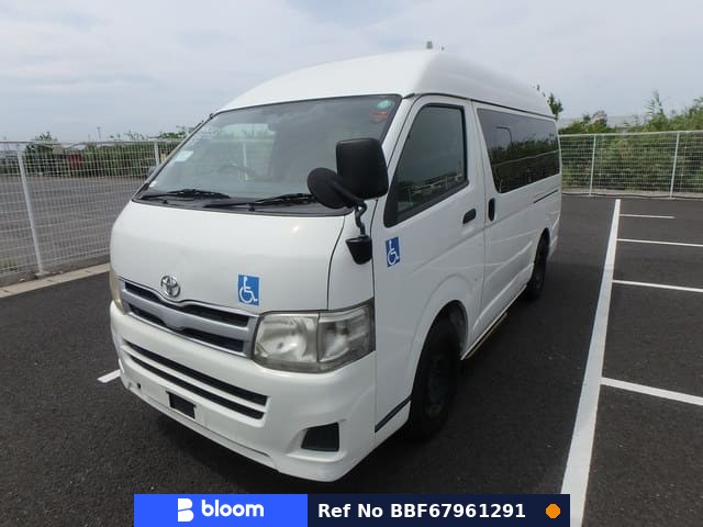 2013 Toyota Hiace VAN