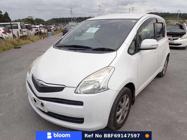 2006 Toyota Ractis