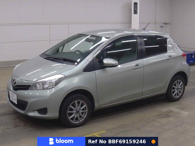 2011 Toyota Vitz