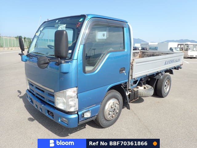 2014 Isuzu ELF Truck
