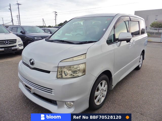 2008 Toyota Voxy