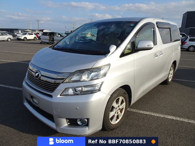 2013 Toyota Vellfire