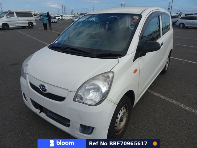 2017 Daihatsu Mira