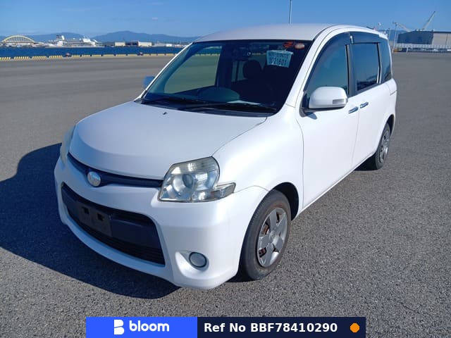 2012 Toyota Sienta