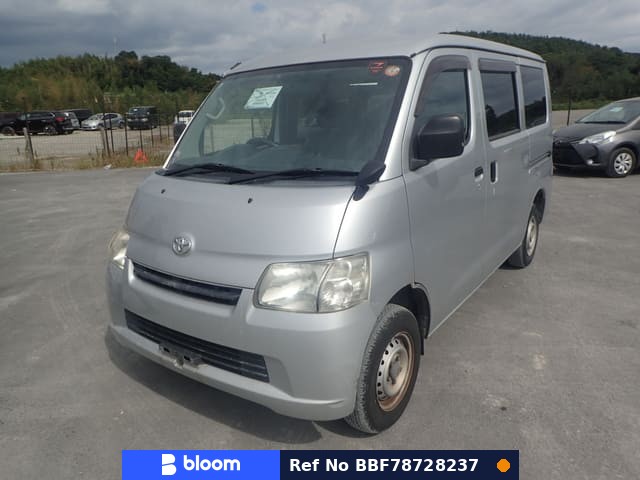 2017 Toyota Liteace VAN
