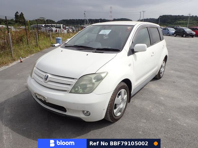 2002 Toyota IST
