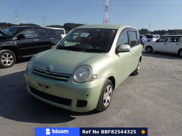2010 Toyota Sienta