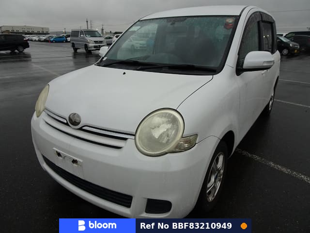 2010 Toyota Sienta