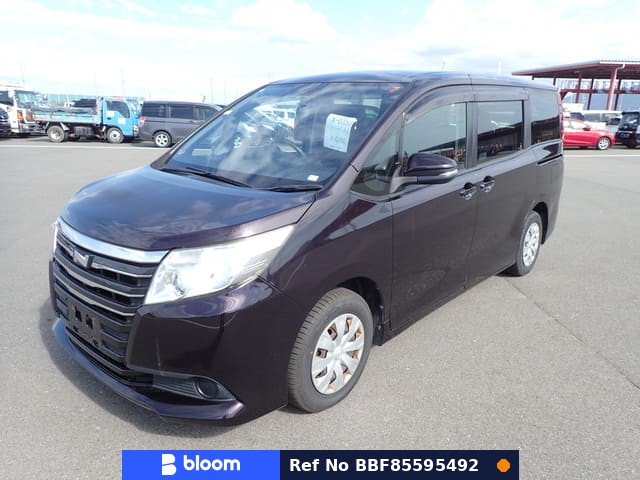2015 Toyota Noah