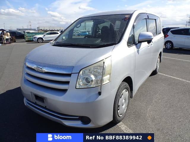 2008 Toyota Noah
