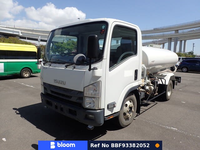 2015 Isuzu ELF Truck