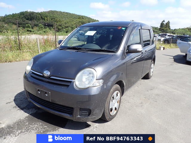 2011 Toyota Sienta