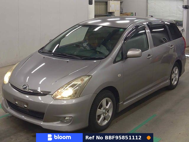 2005 Toyota Wish